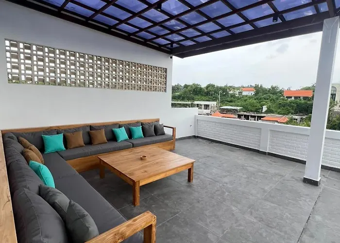 Ishana House Padang-padang